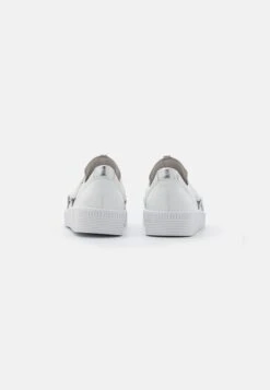 Gabor Sneakers BasseWeiss/Silber Donna Sneakers GA111A42L-A11 9 Gabor Sneakers BasseWeiss/Silber Donna Sneakers GA111A42L-A11 -Vendite Gabor 2b39705893594e78b424ccfea9d9e85e