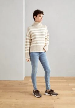 Gabor Comfort 36957Sneakers BasseCopper/Black Donna Sneakers GAJ11A0DJ-O11 10 Gabor Comfort 36957Sneakers BasseCopper/Black Donna Sneakers GAJ11A0DJ-O11 -Vendite Gabor 2b4d860d8f8c4408b81595de1f4ab702