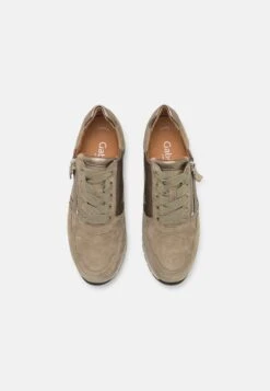 Gabor Comfort Sneakers BasseReed Donna Sneakers GAJ11A0DG-N11 -Vendite Gabor 320baaa52599447491643677a8f0fbb9