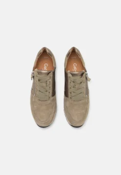 Gabor Comfort Sneakers BasseReed Donna Sneakers GAJ11A0DG-N11 -Vendite Gabor 320baaa52599447491643677a8f0fbb9 scaled