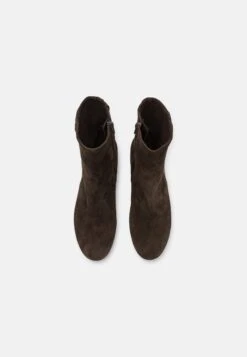 Gabor Comfort StivalettiBrown Donna Stivaletti GAJ11N06D-O11 -Vendite Gabor 332474e3ede646bb8f4f7a90db5f0cb4