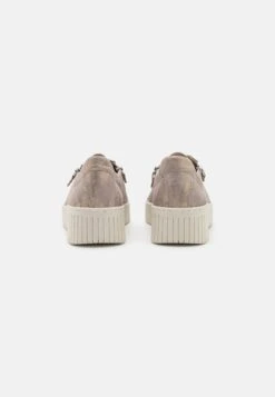 Gabor Sneakers Basse - Muschel 9 Gabor Sneakers Basse - Muschel -Vendite Gabor 43159b5f389f4d0193c15fbf73ad3261