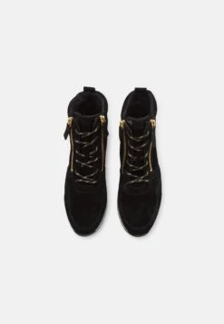 Gabor Comfort Sneakers AlteSchwarz/Gold Donna Sneakers GAJ11A0EB-Q11 -Vendite Gabor 50a0d8a5ec7744589398ad4c03221599