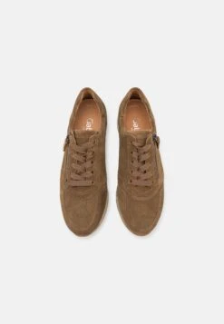 Gabor Comfort Sneakers Basse - Farro 14 Gabor Comfort Sneakers Basse - Farro -Vendite Gabor 7571c5ecb96c46e8bf3d8f5d15620b91