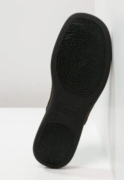 Gabor CiabattineSchwarz Donna Ciabatte E Zoccoli GA111F00C-Q11 13 Gabor CiabattineSchwarz Donna Ciabatte E Zoccoli GA111F00C-Q11 -Vendite Gabor 9a7a10c2f6b54dccaa05800f2f049dcd