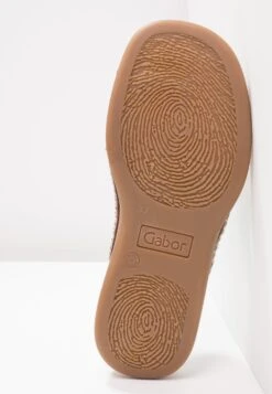 Gabor Infradito - Fumo 13 Gabor Infradito - Fumo -Vendite Gabor a1eba305eb6b45989af5024478b92a74