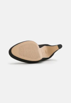 Gabor DecolletéSchwarz Donna Tacchi Alti GA111A3H7-Q12 -Vendite Gabor a89398254fd040e1866d9ef7a61a151f scaled