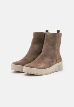 Gabor Stivaletti Con PlateauMohair Donna Stivaletti GA111N1U3-O11 -Vendite Gabor b5e5cc5db5c74cf2bd4b65182404e337