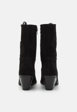 Gabor Comfort Stivali Texani / BikerSchwarz Donna Stivali GAJ11N06G-Q11 -Vendite Gabor c26cea20a8ee4aa1bb706e4a78a211ff