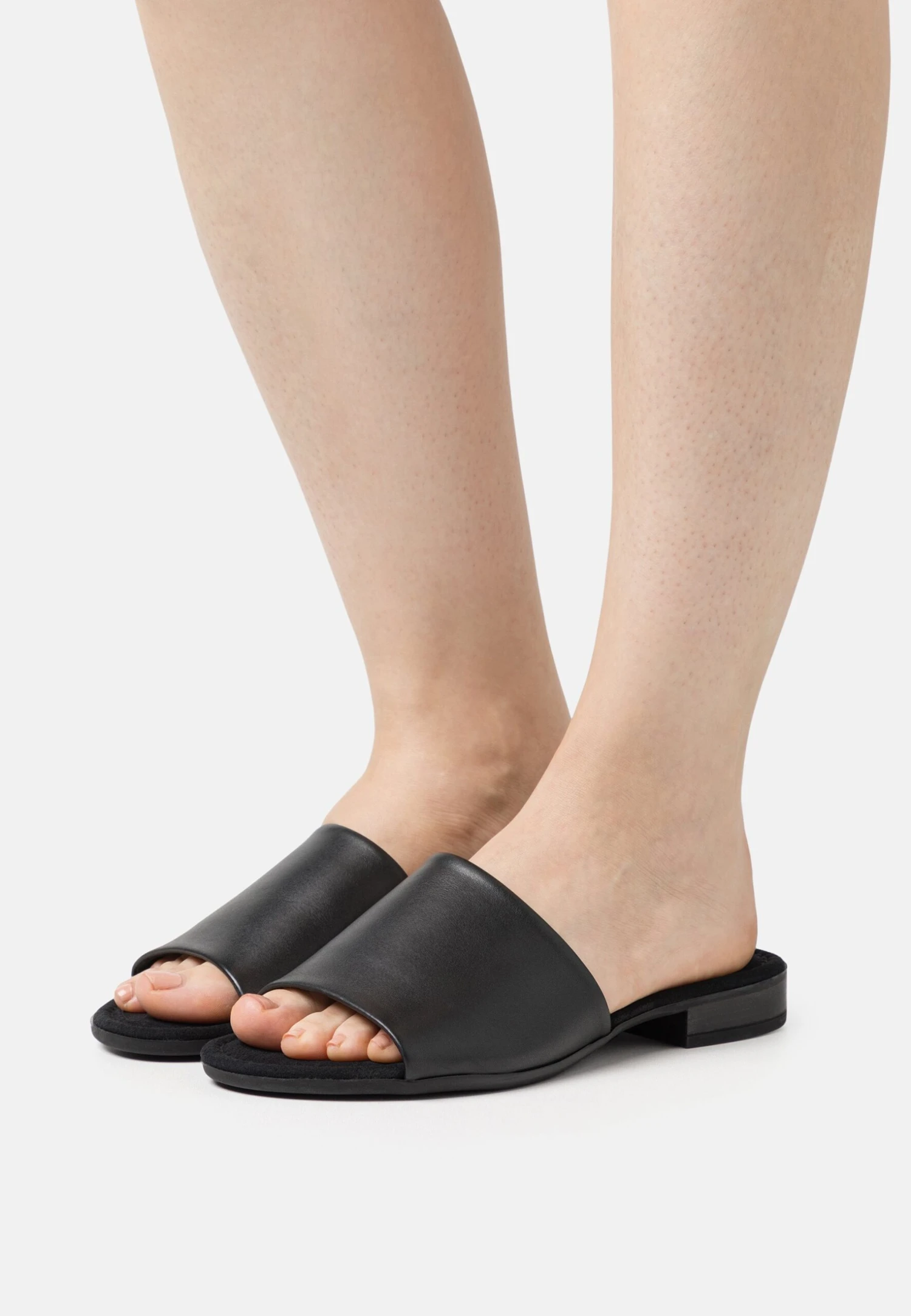 Gabor Comfort CiabattineSchwarz Donna Ciabatte E Zoccoli GAJ11A0CO-Q11 1 Gabor Comfort CiabattineSchwarz Donna Ciabatte E Zoccoli GAJ11A0CO-Q11